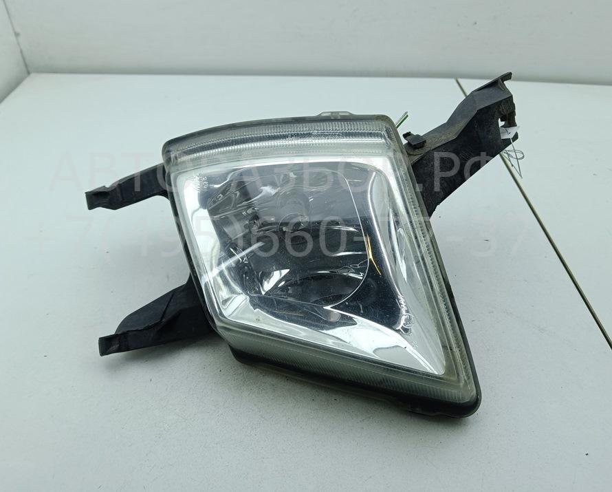 Фара противотуманная левая