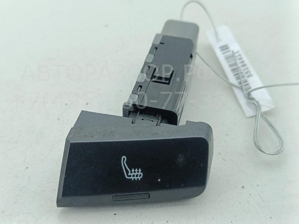 Кнопка обогрева сидений