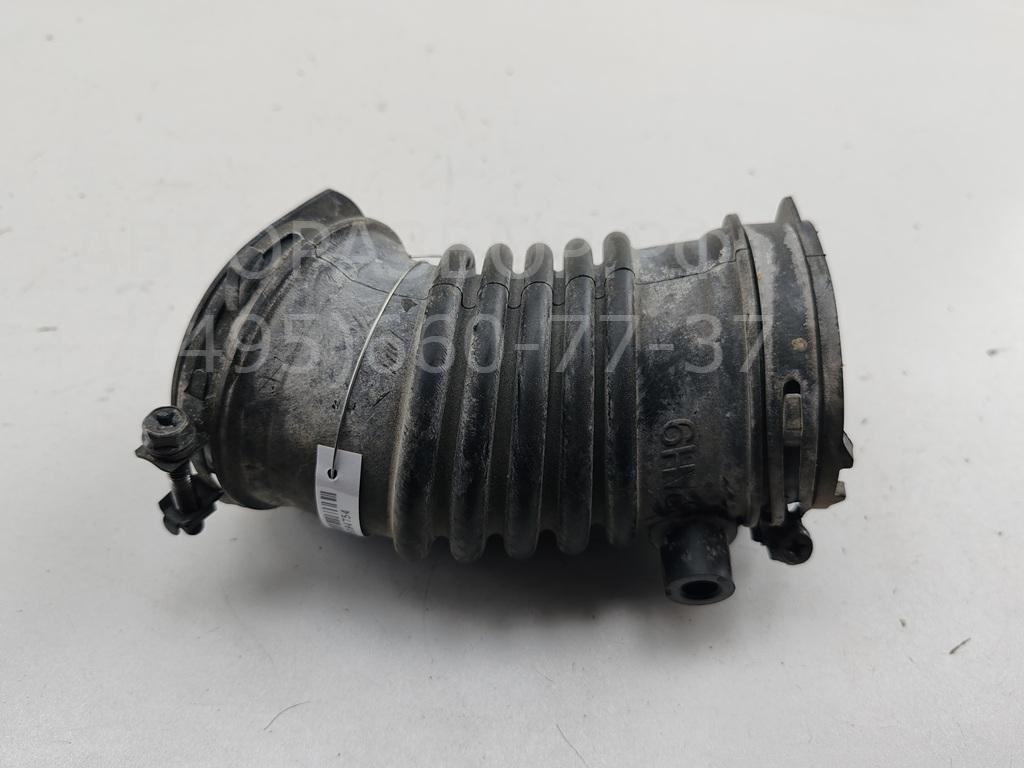 Патрубок воздушного фильтра