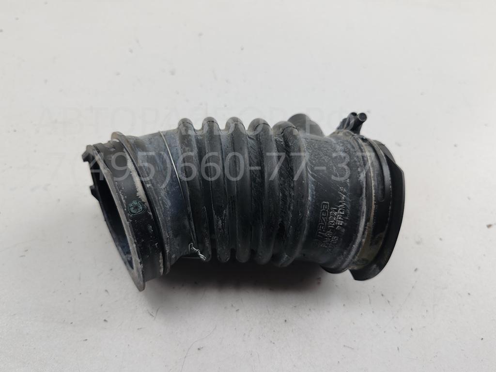 Патрубок воздушного фильтра