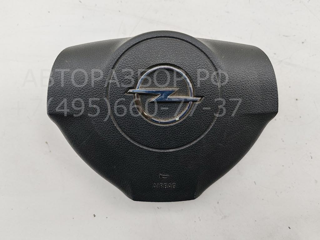 Подушка безопасности в рулевое колесо