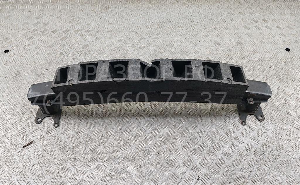 Усилитель переднего бампера