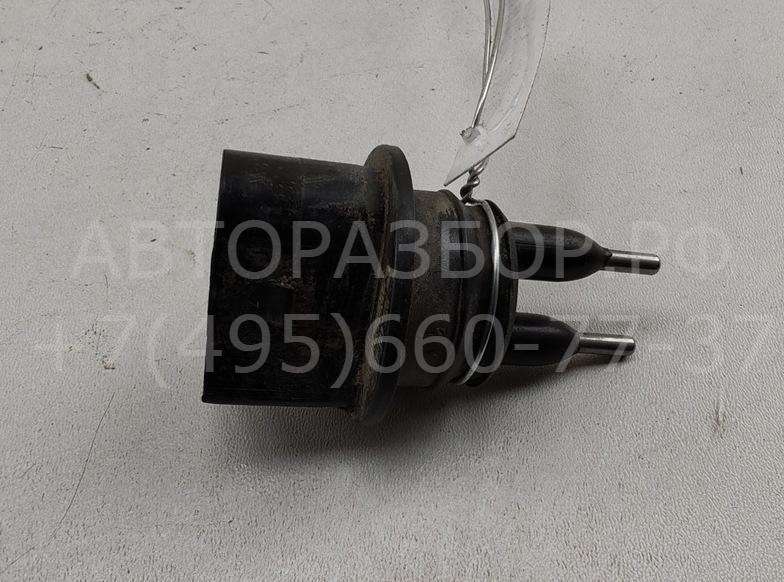 Датчик уровня в бачок омывателя