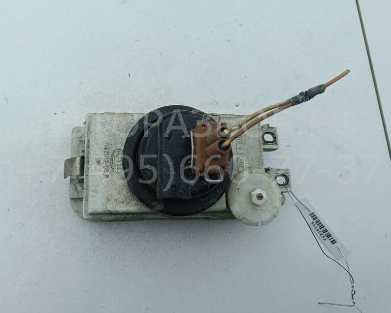 Фара противотуманная правая