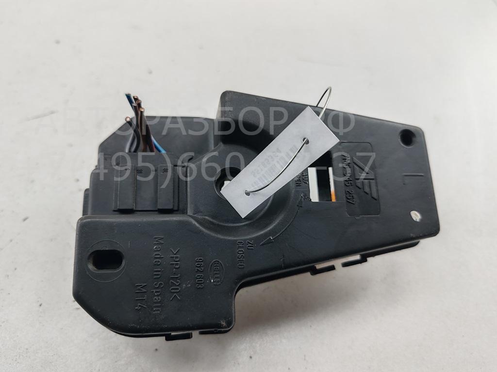 Плата заднего фонаря левого