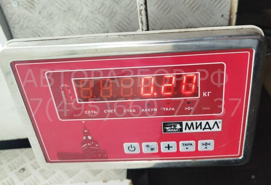 Накладка двери передней правой