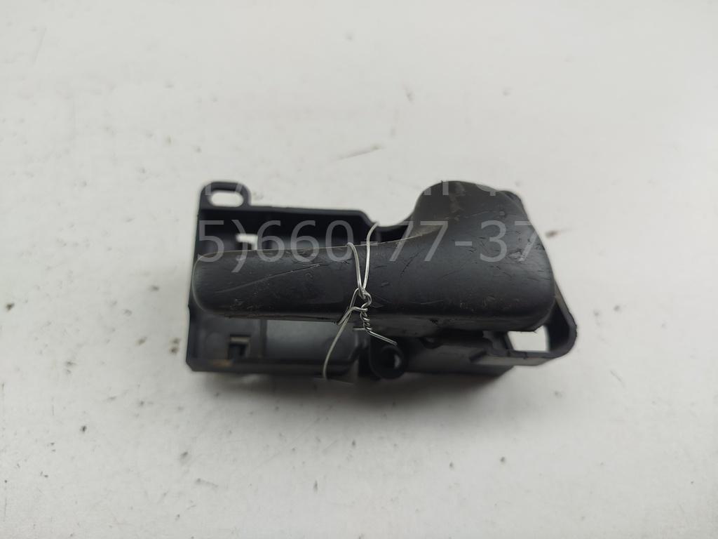 Ручка двери передней внутренняя правая