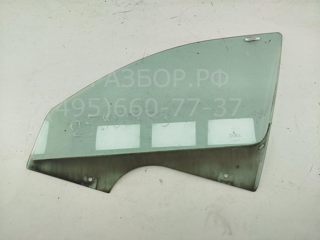 Стекло двери передней левой