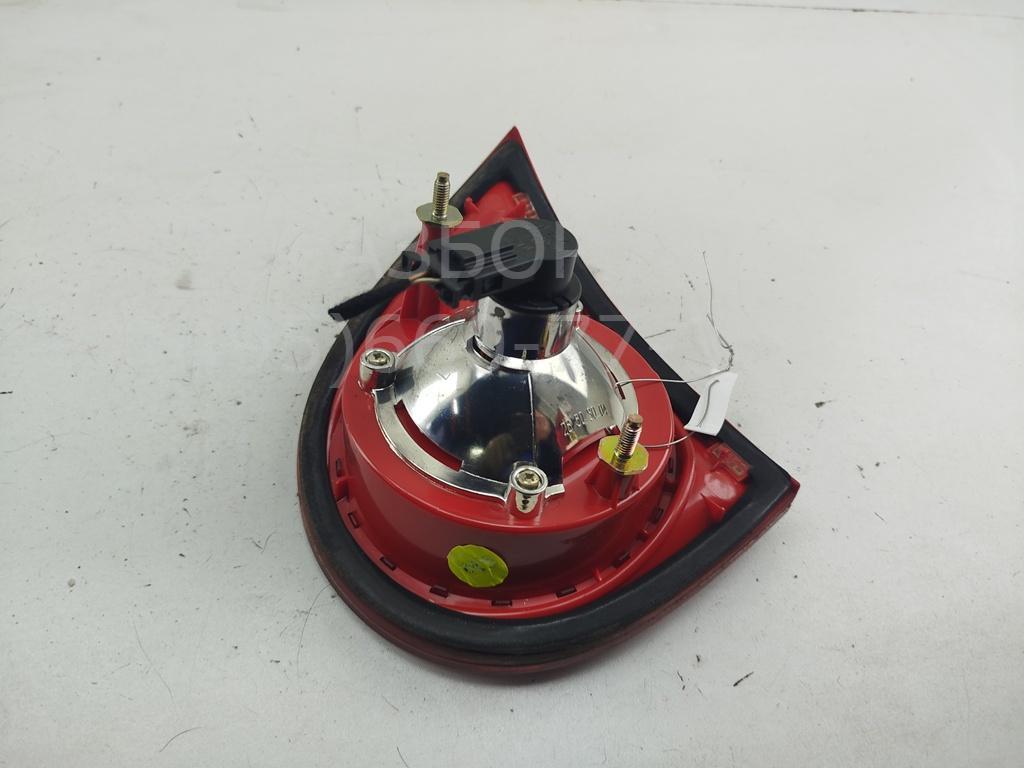 Фонарь задний внутренний левый