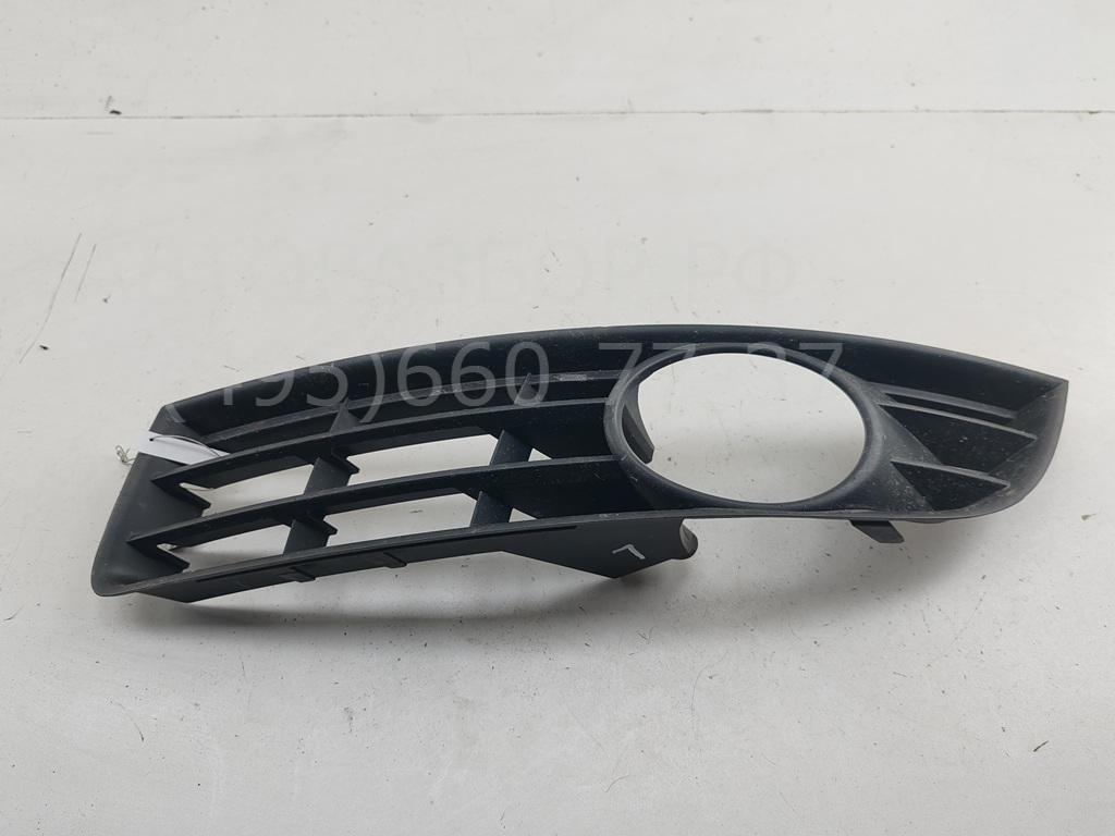 Рамка противотуманной фары левой