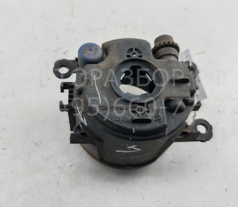 Фара противотуманная левая