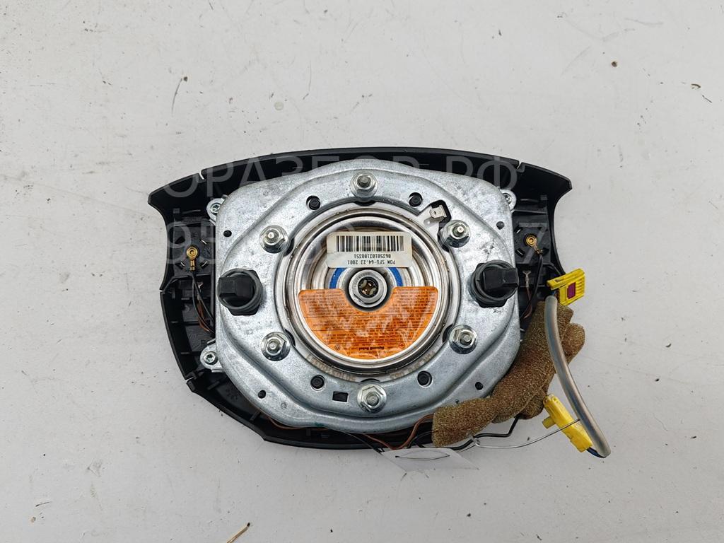 Подушка безопасности в рулевое колесо