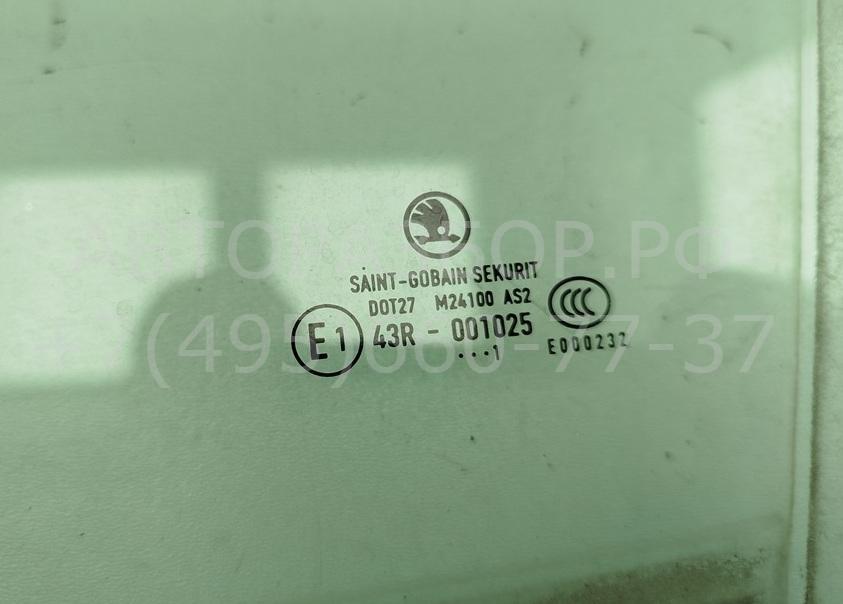 Стекло двери передней левой