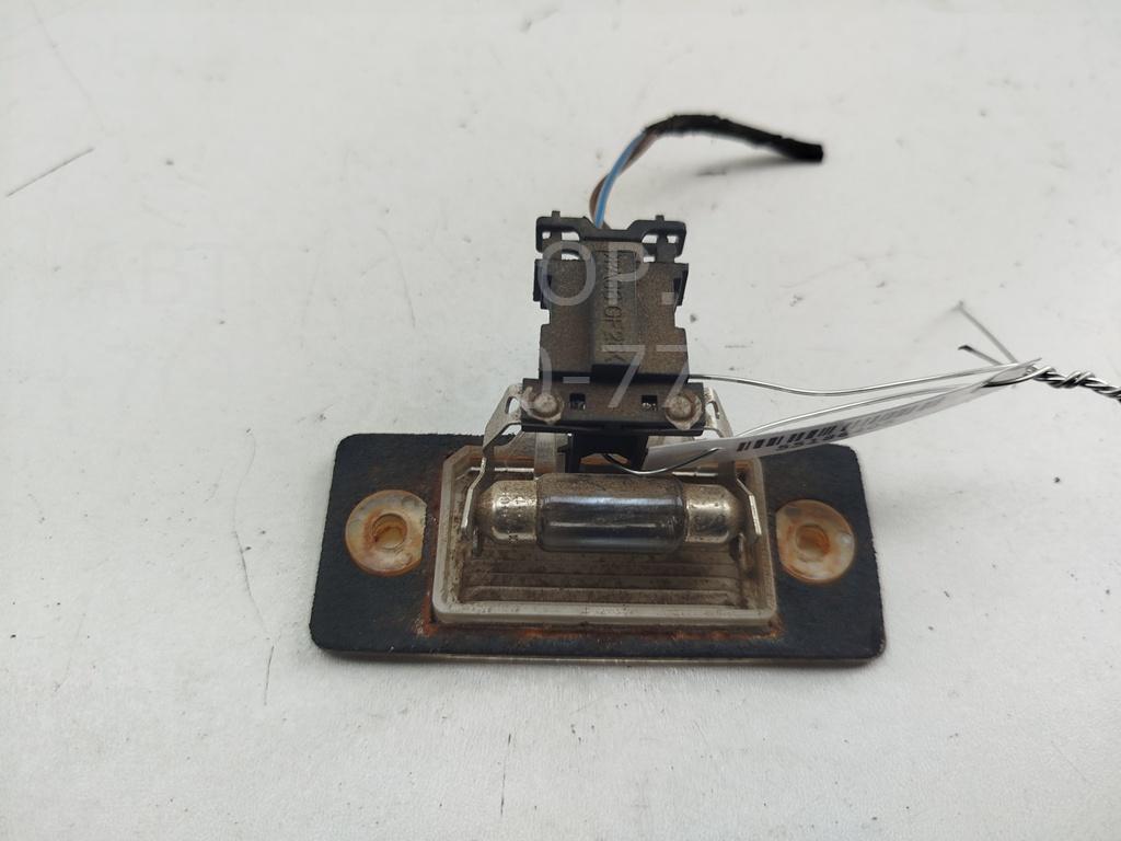 Фонарь подсветки номера