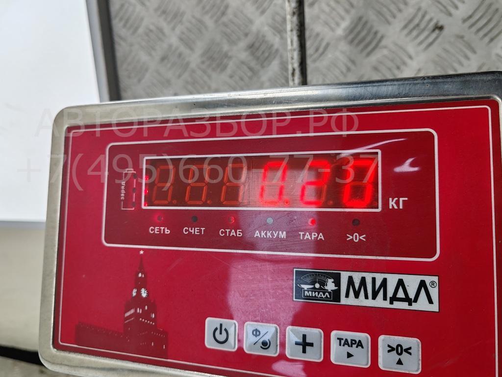 Петля крышки багажника