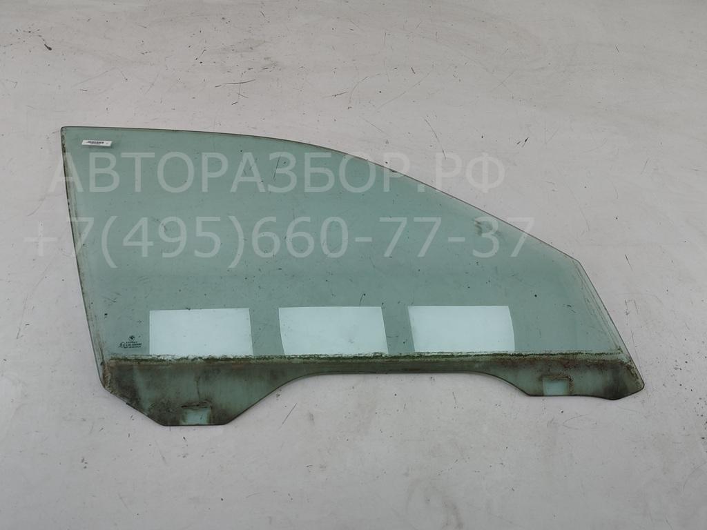 Стекло двери передней правой