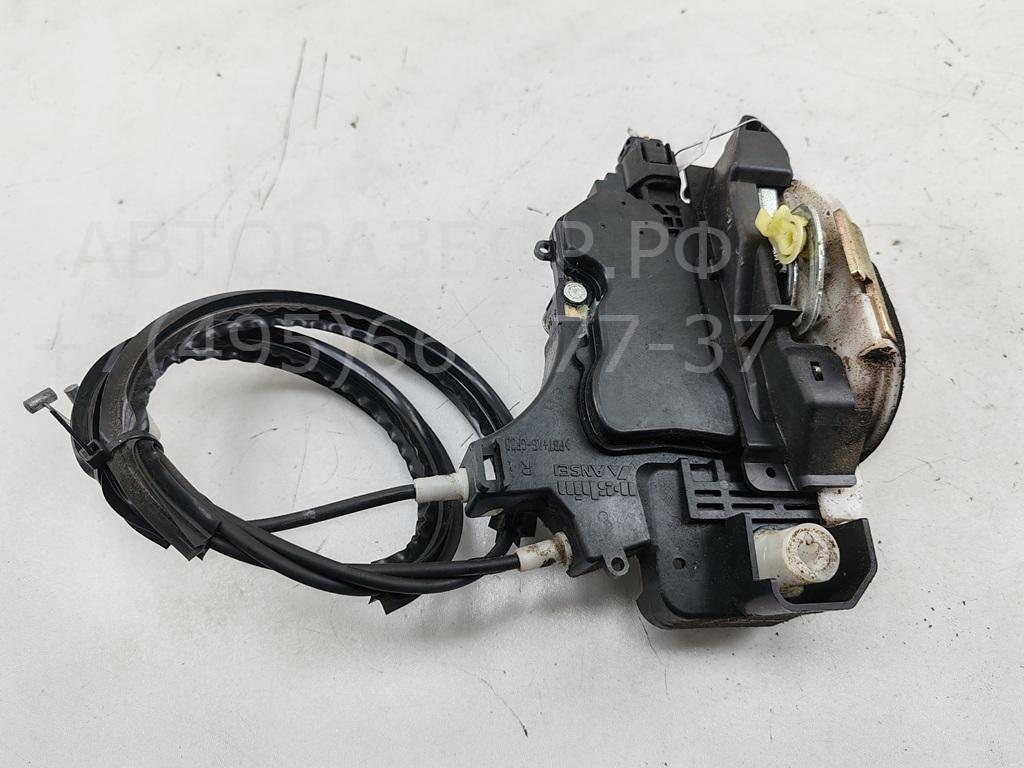 Замок двери передней правой