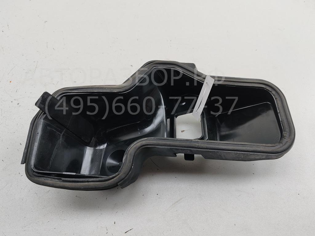 Крышка фары левой