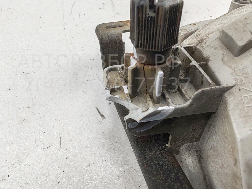 Фара противотуманная левая