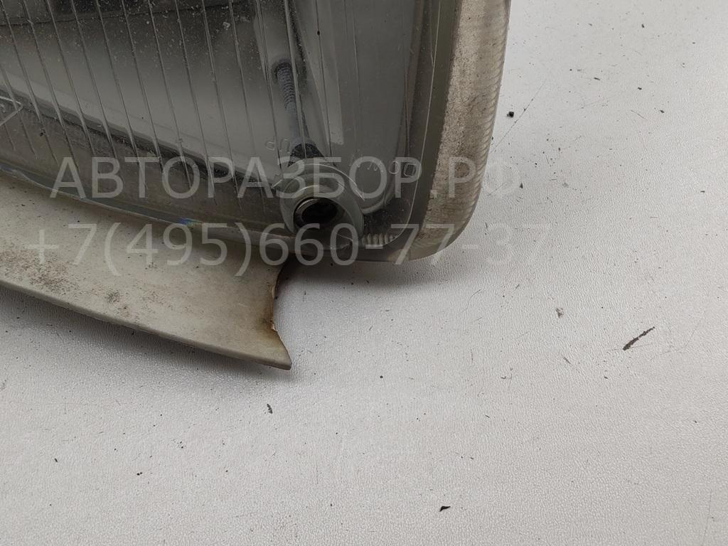 Фара противотуманная левая