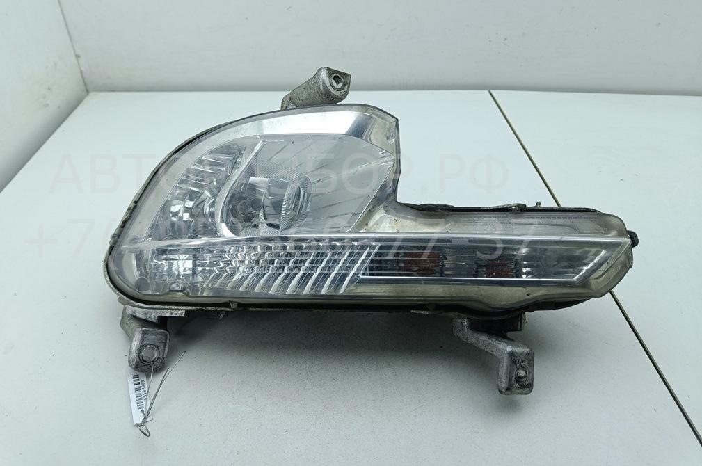 Фара противотуманная левая