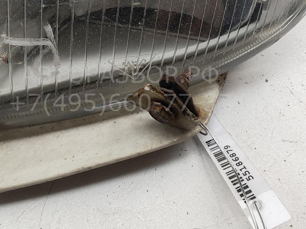 Фара противотуманная правая