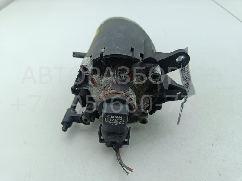 Фара противотуманная правая