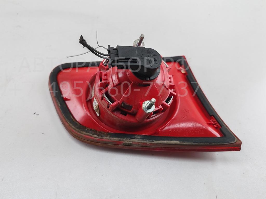 Фонарь задний внутренний правый