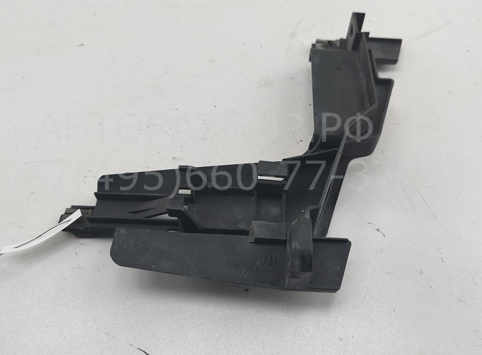 Крепеж фары