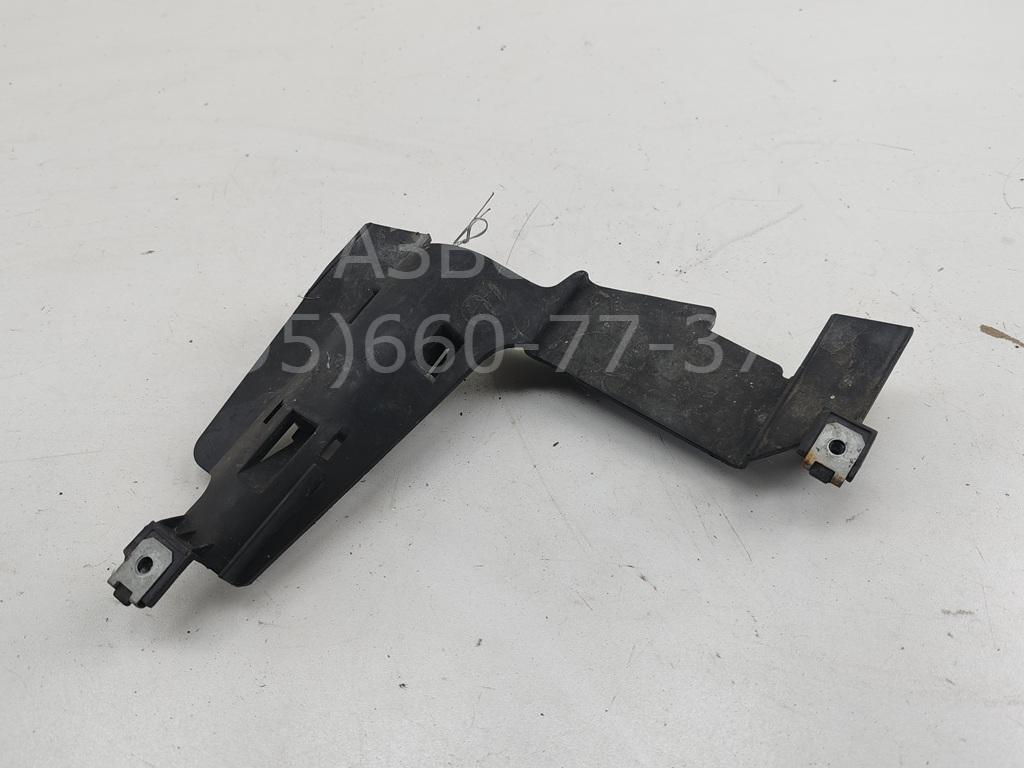 Крепеж фары