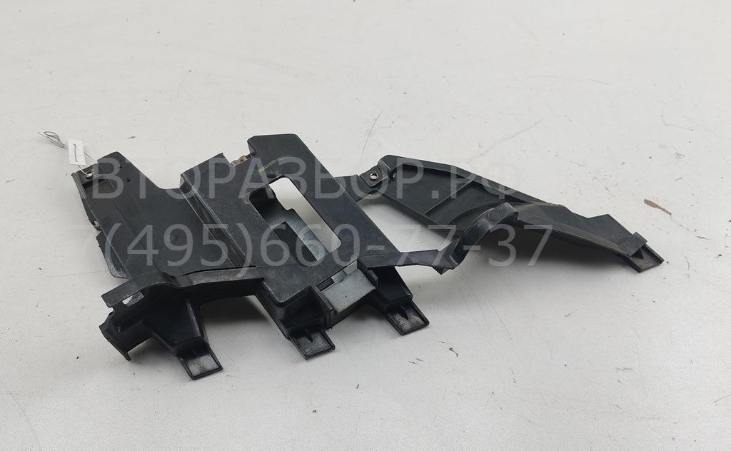 Крепеж фары