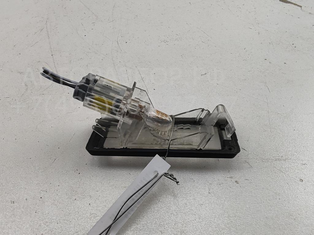 Фонарь подсветки номера