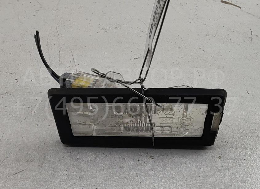 Фонарь подсветки номера