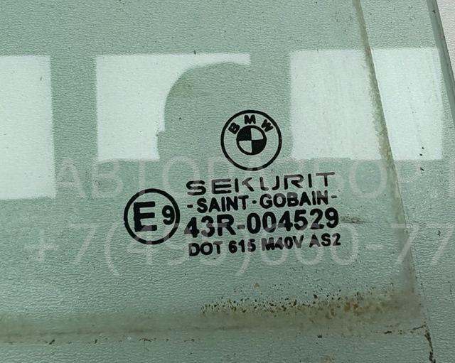 Стекло двери задней правой