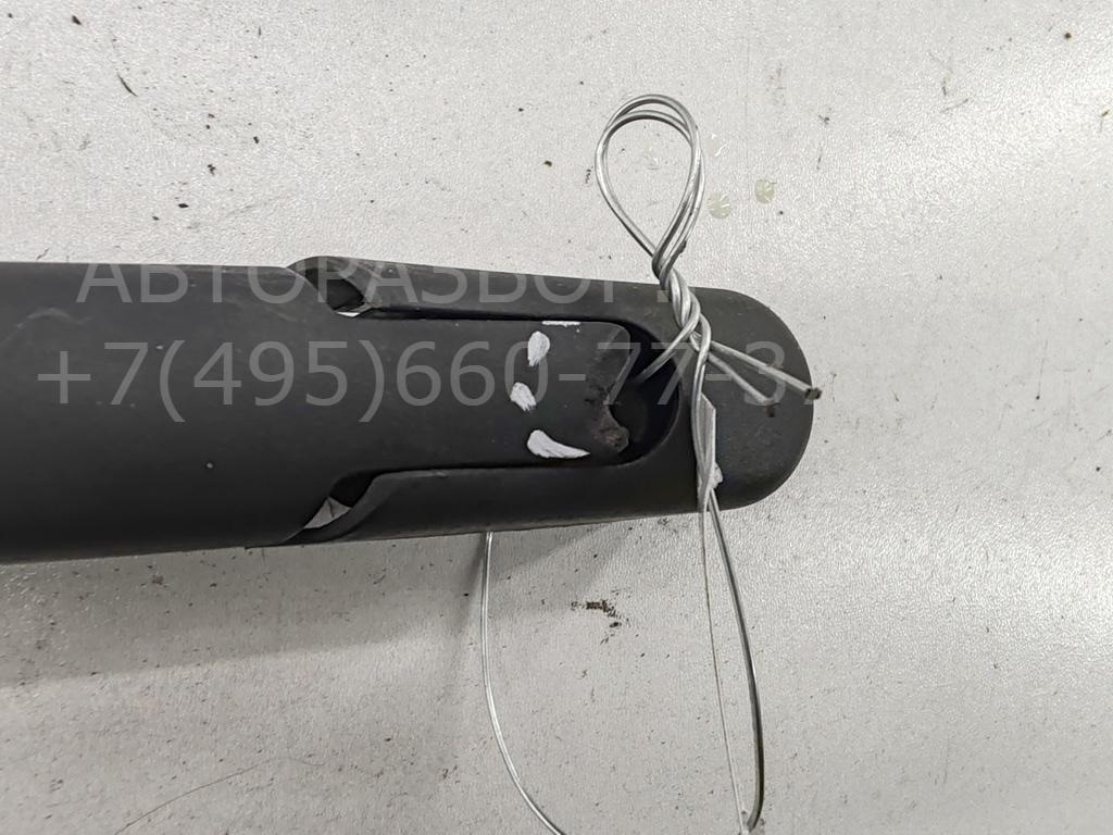 Поводок стеклоочистителя заднего