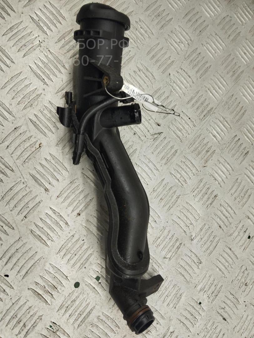 Маслозаливная горловина