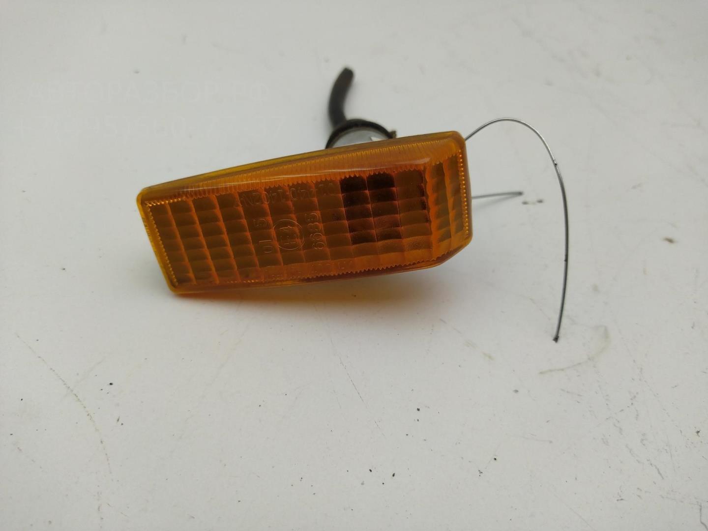 Указатель поворота левый