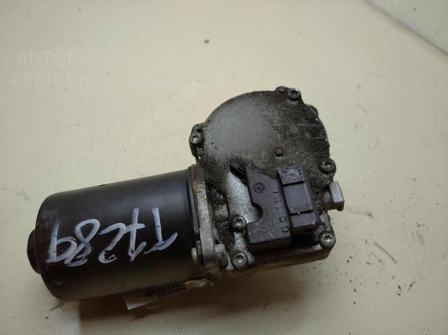 Моторчик стеклоочистителя передний