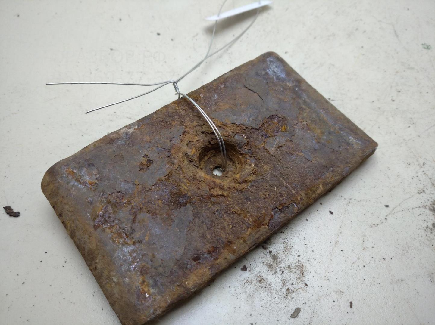 Стремянка задней рессоры