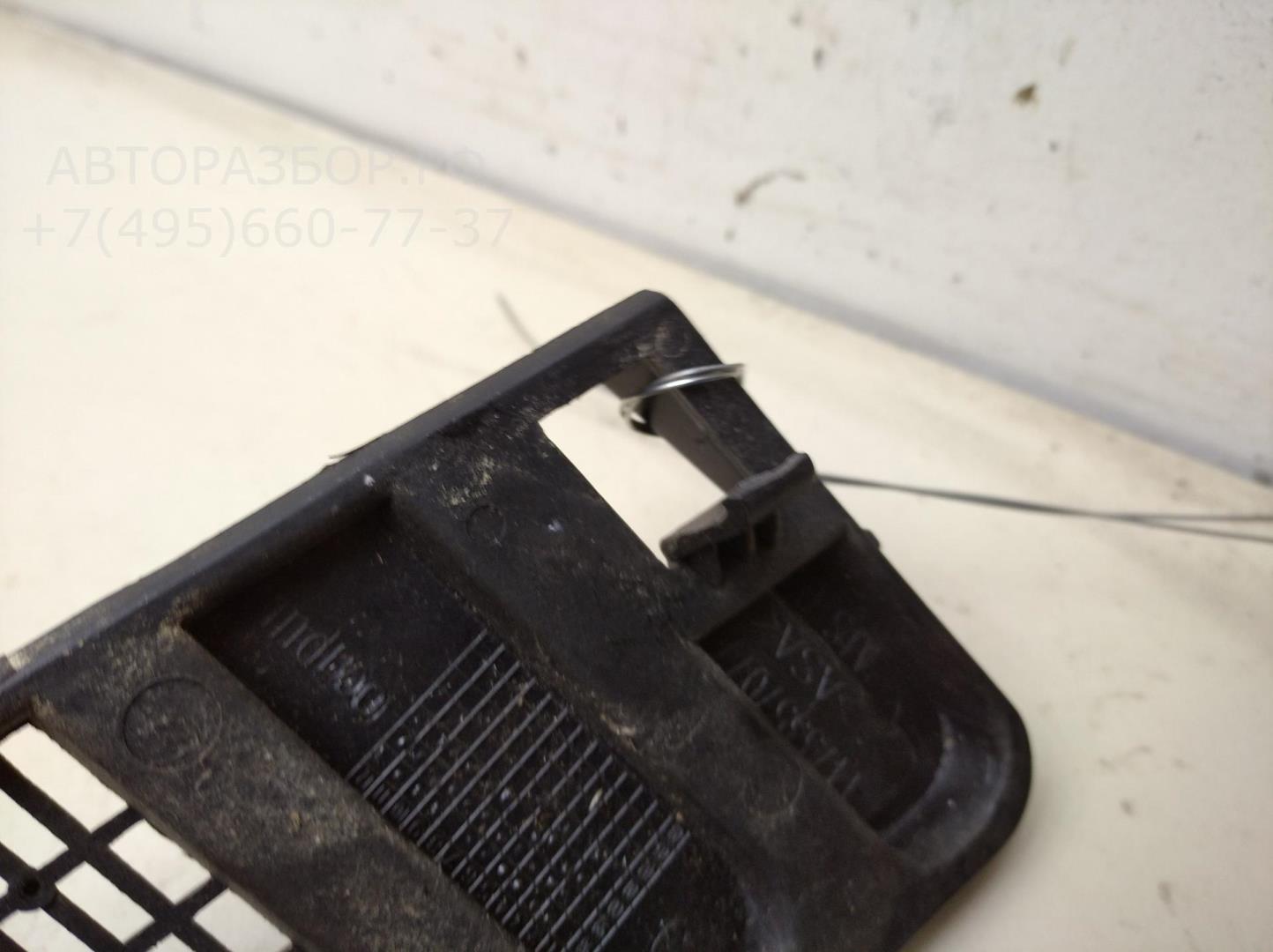 Решетка стеклоочистителей (Жабо)