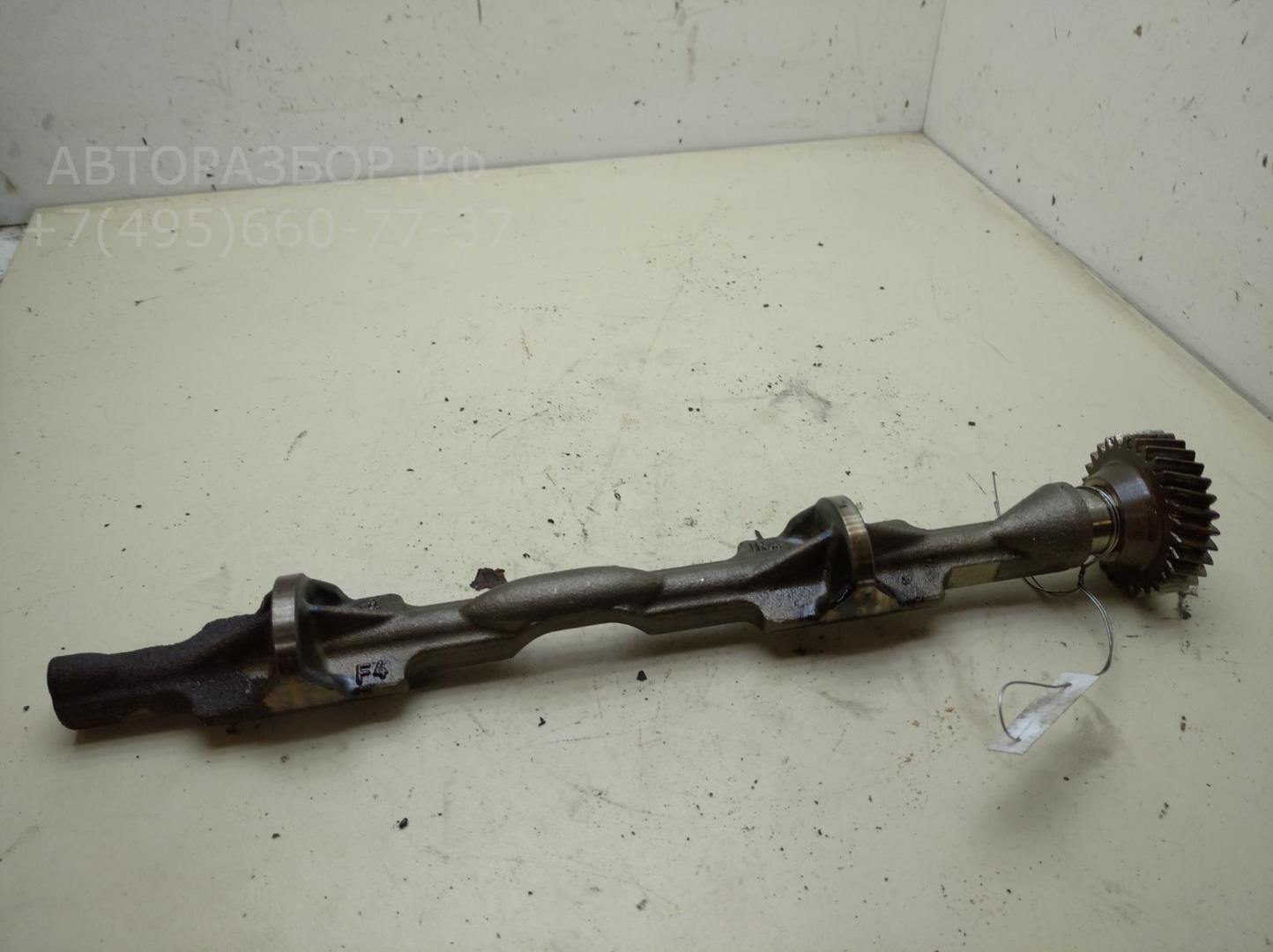 Вал балансирный