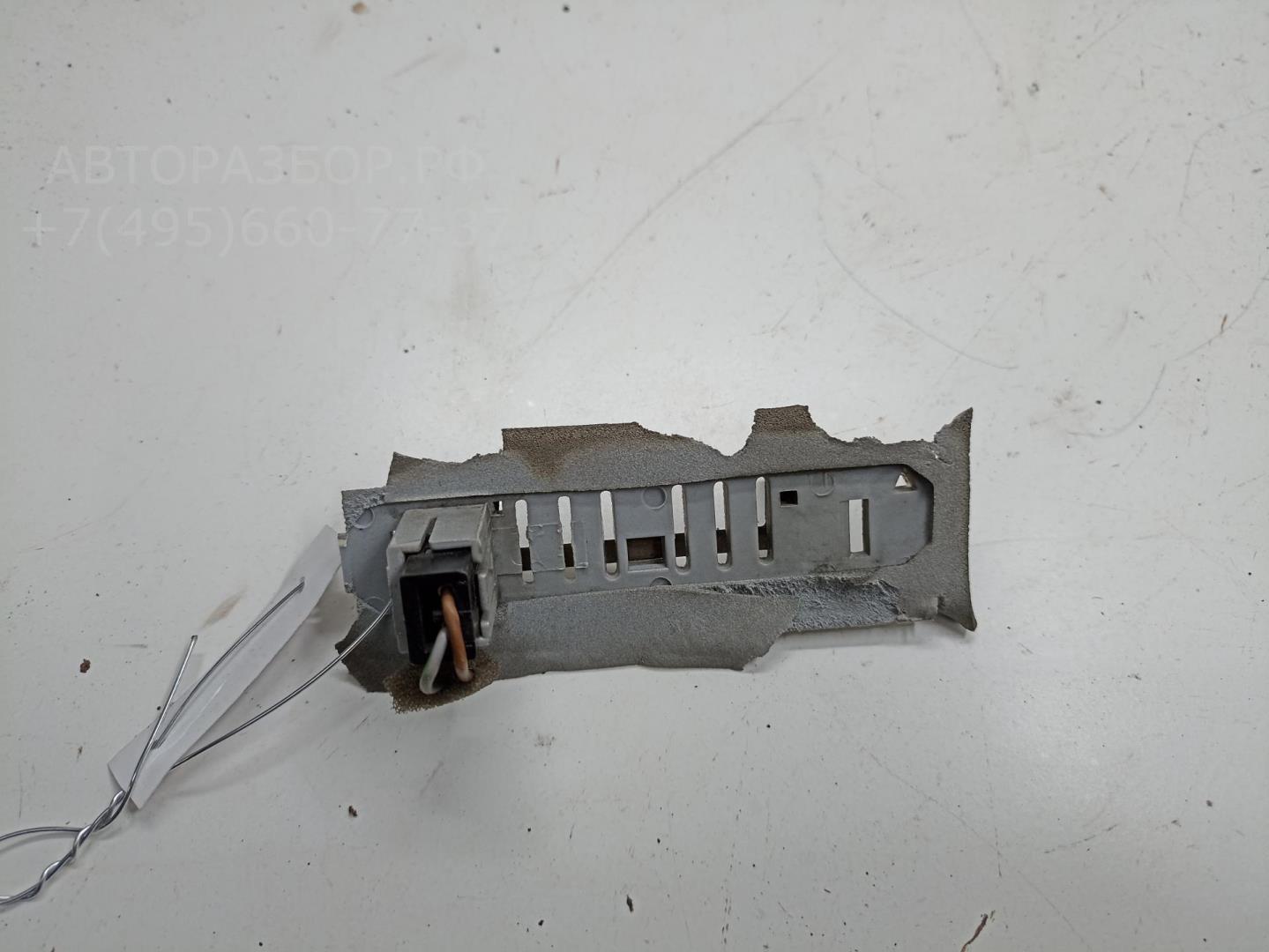 Фонарь подсветки номера