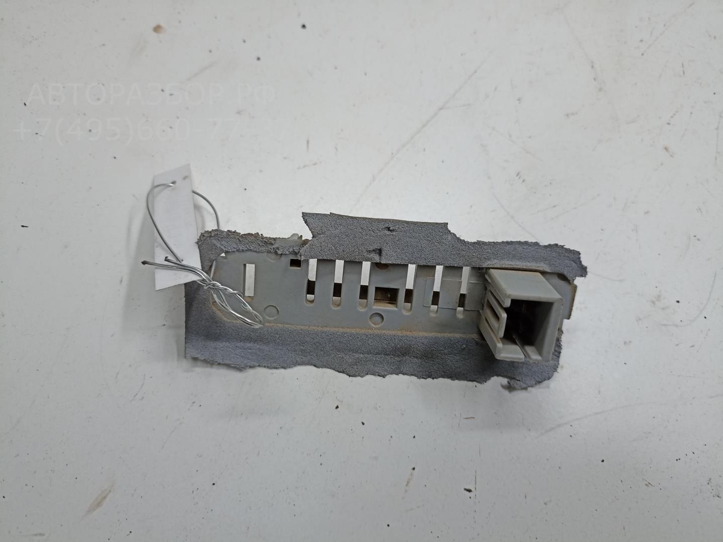 Фонарь подсветки номера