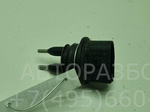 Датчик уровня в бачок омывателя