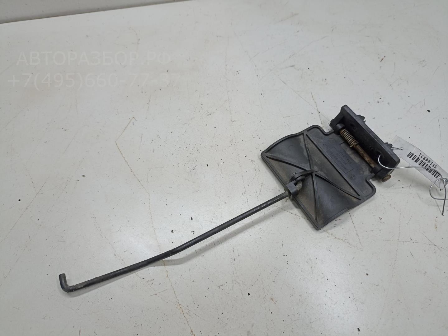 Ручка открывания капота