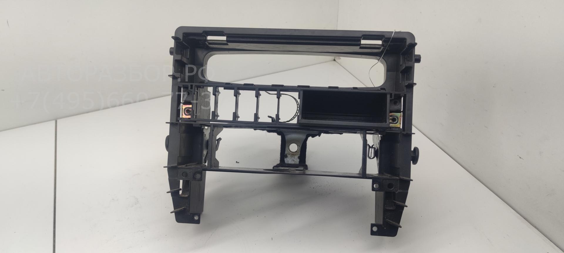 Рамка магнитолы