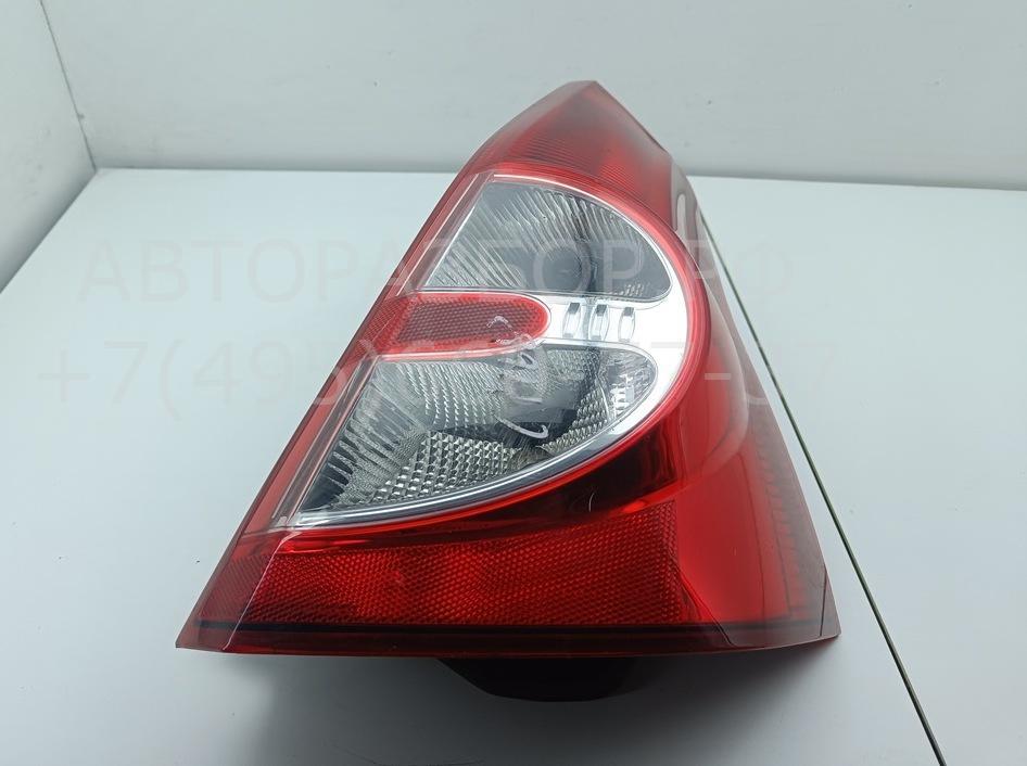 Фонарь задний правый