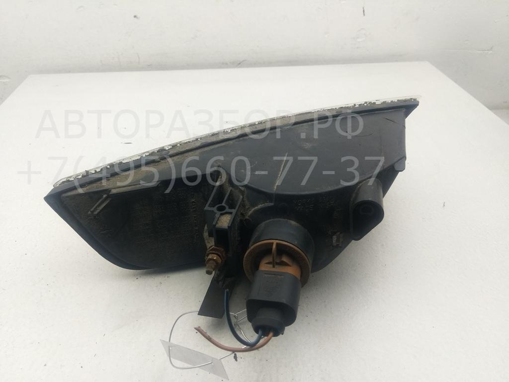 Фонарь задний в бампер правый