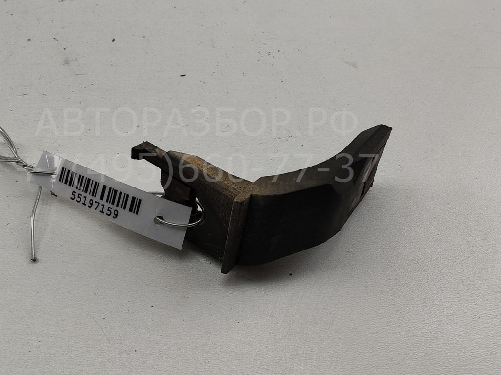 Кронштейн фар правый