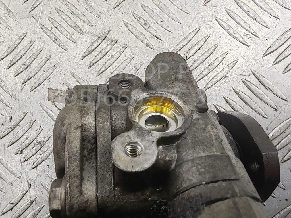 Насос ГУР (гидроусилитель руля)